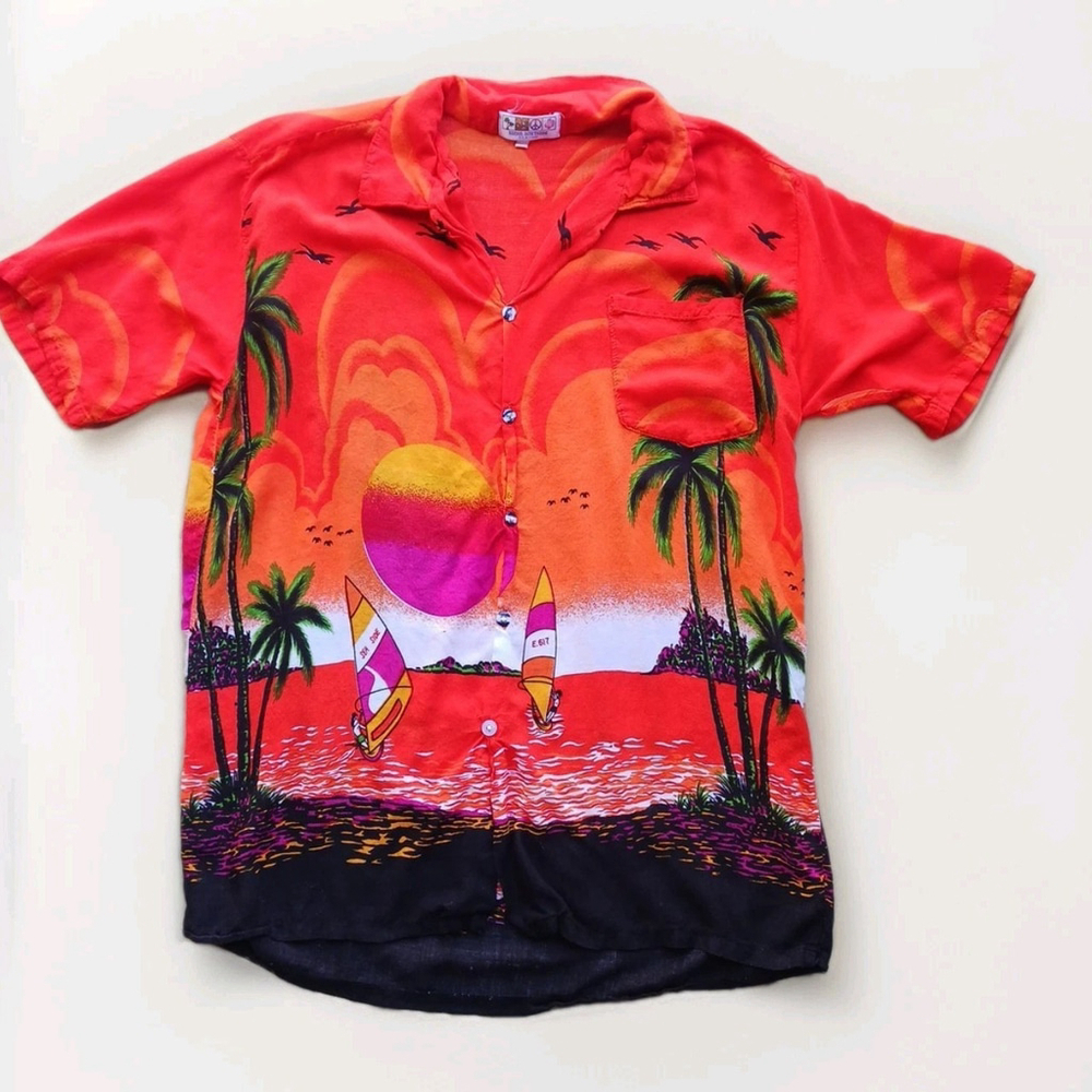 India Boutique Hawaiian Men's Orange Short Sleeve Shirt Medium